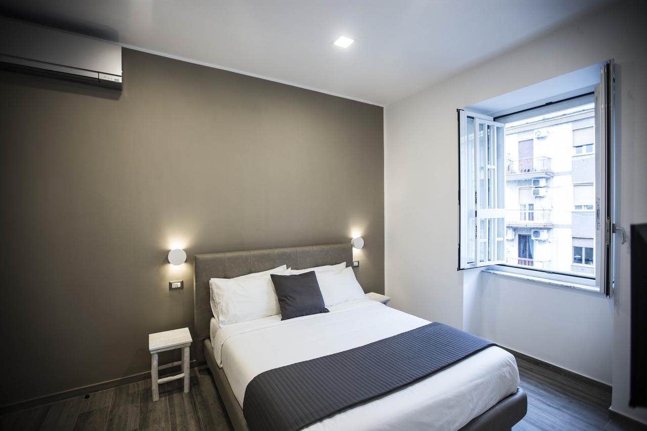 จีบี เซ็นทรัล สเตชั่น นาโปลี Bed & Breakfast เนเปิลส์ ภายนอก รูปภาพ