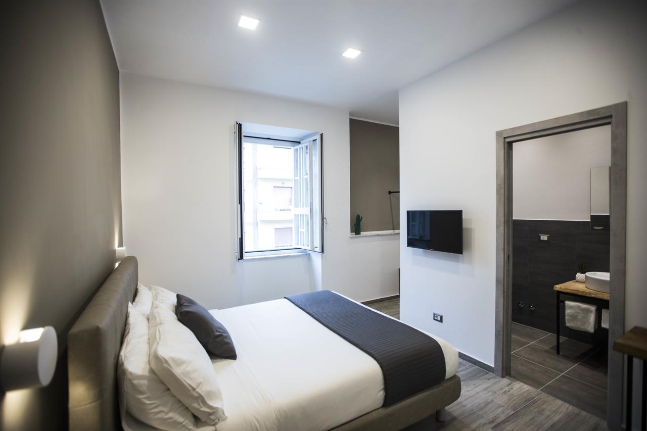 จีบี เซ็นทรัล สเตชั่น นาโปลี Bed & Breakfast เนเปิลส์ ภายนอก รูปภาพ