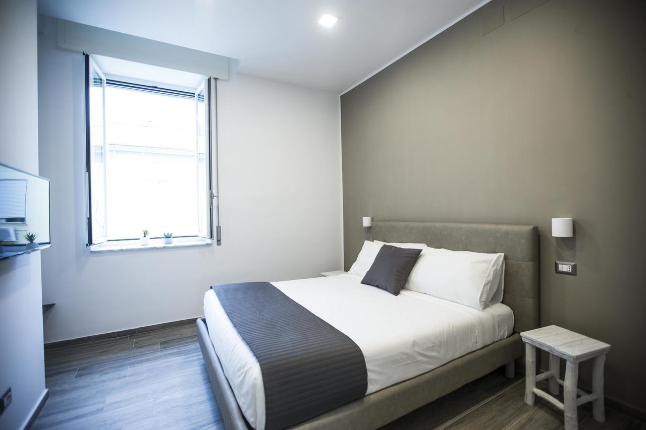 จีบี เซ็นทรัล สเตชั่น นาโปลี Bed & Breakfast เนเปิลส์ ภายนอก รูปภาพ